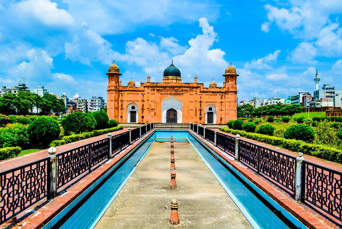 ঢাকা